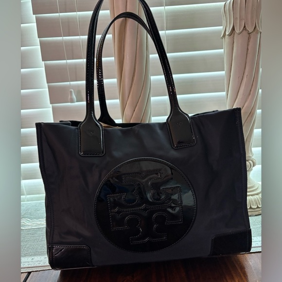 Tory Burch Black Nylon and Patent Leather Tote Shoulder Bag - Picture 4 of 10